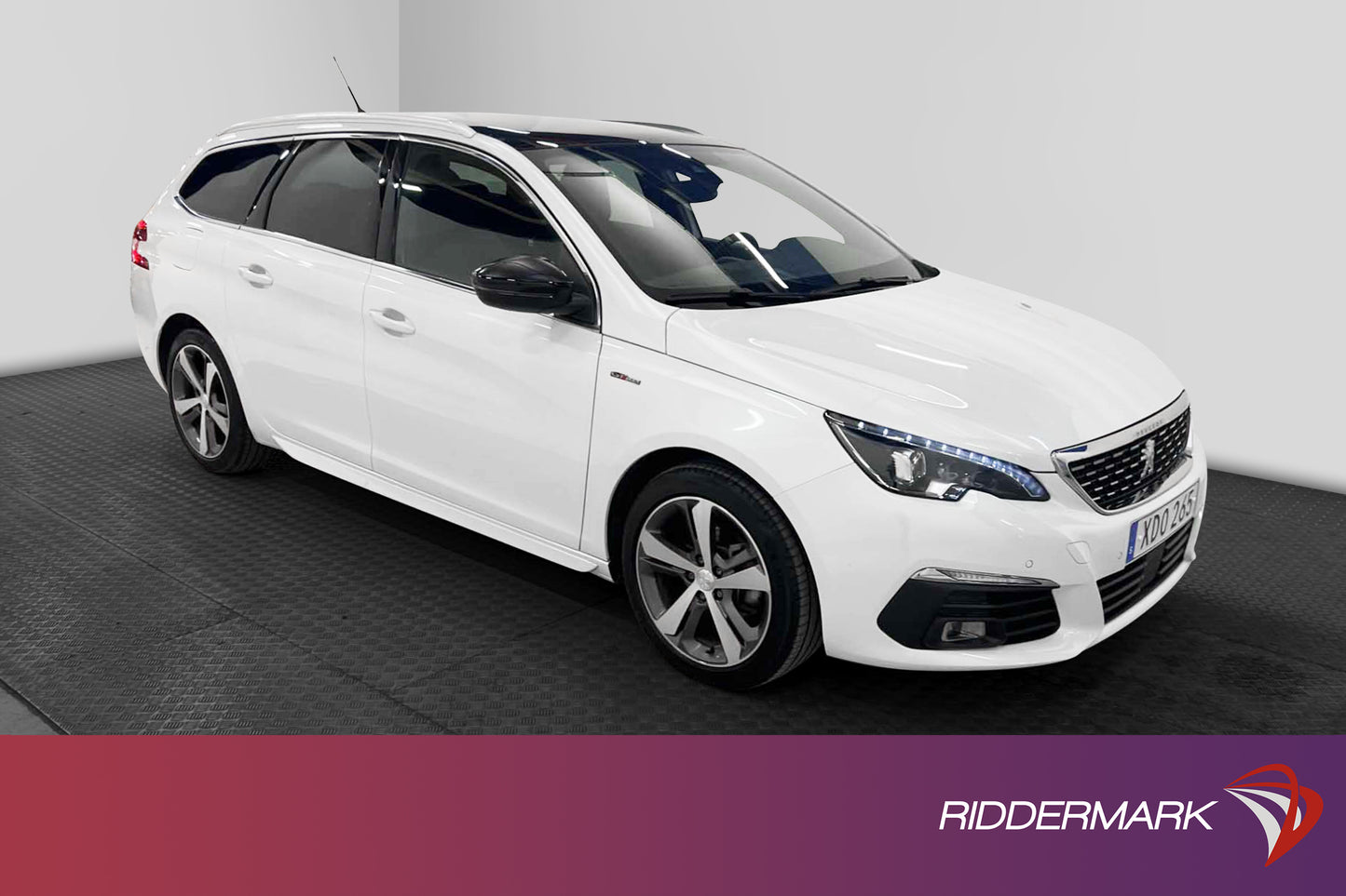 Peugeot 308 1.2 e-THP 130 GT-Line Pano Massage Carplay Drag