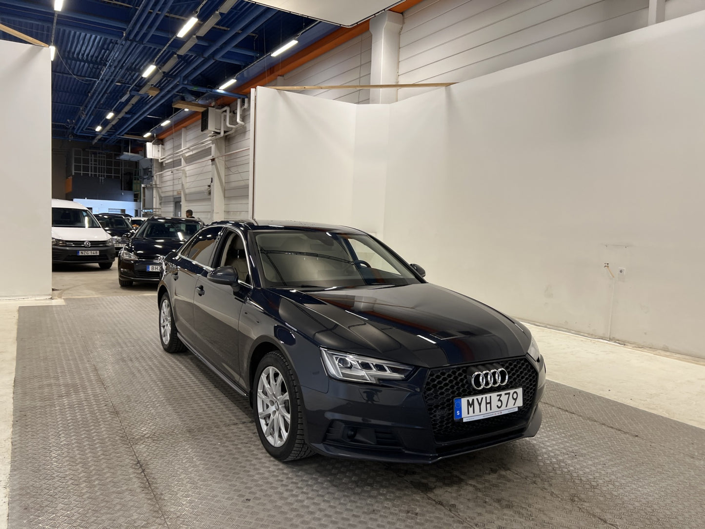 Audi A4 Sedan 2.0 TDI Q 190hk Sport Cockpit Värmare Skinn