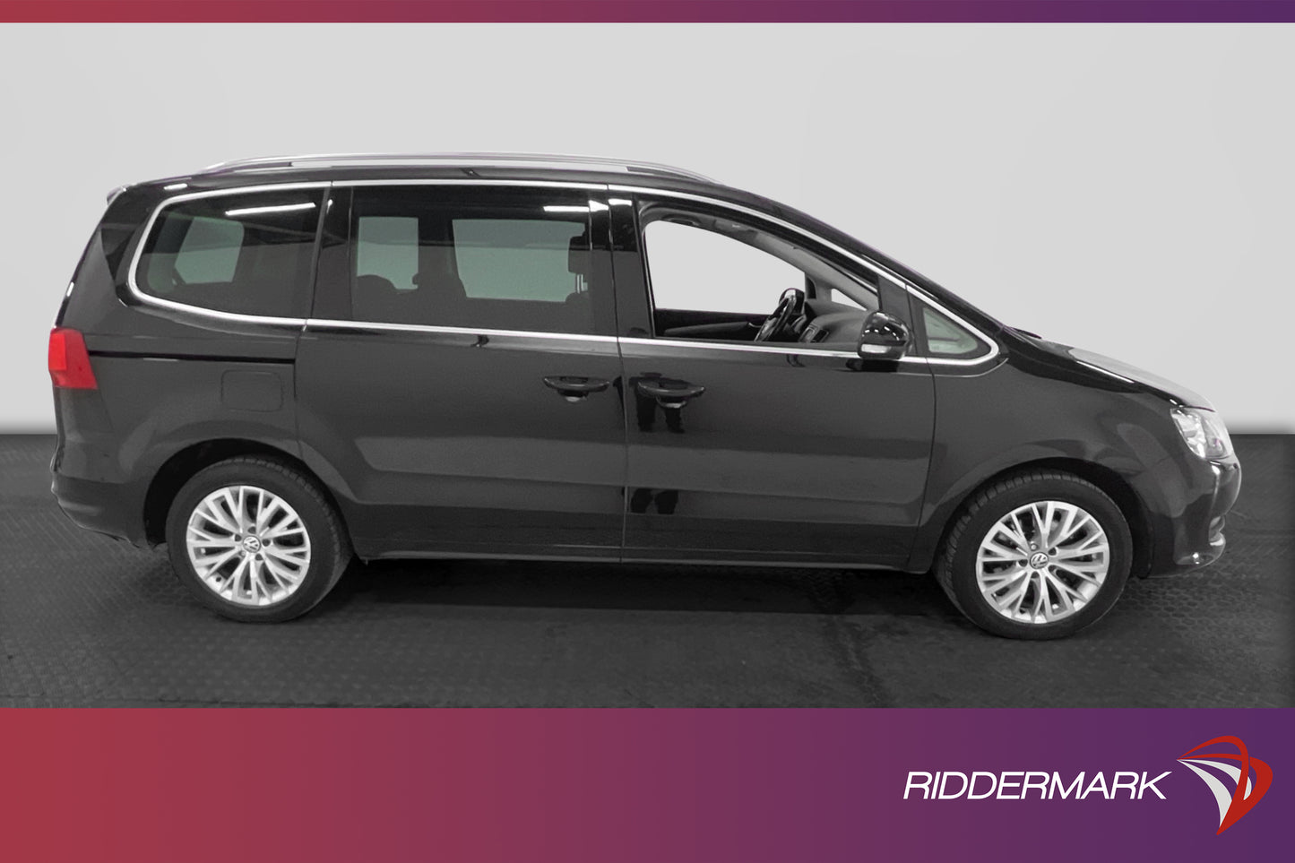 Volkswagen Sharan 2.0 TDI 140hk 7-sits Pano Värm Navi B-Kam