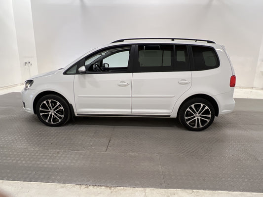 Volkswagen Touran 1.4 TSI EcoFuel 150hk B-kamera Dragkrok