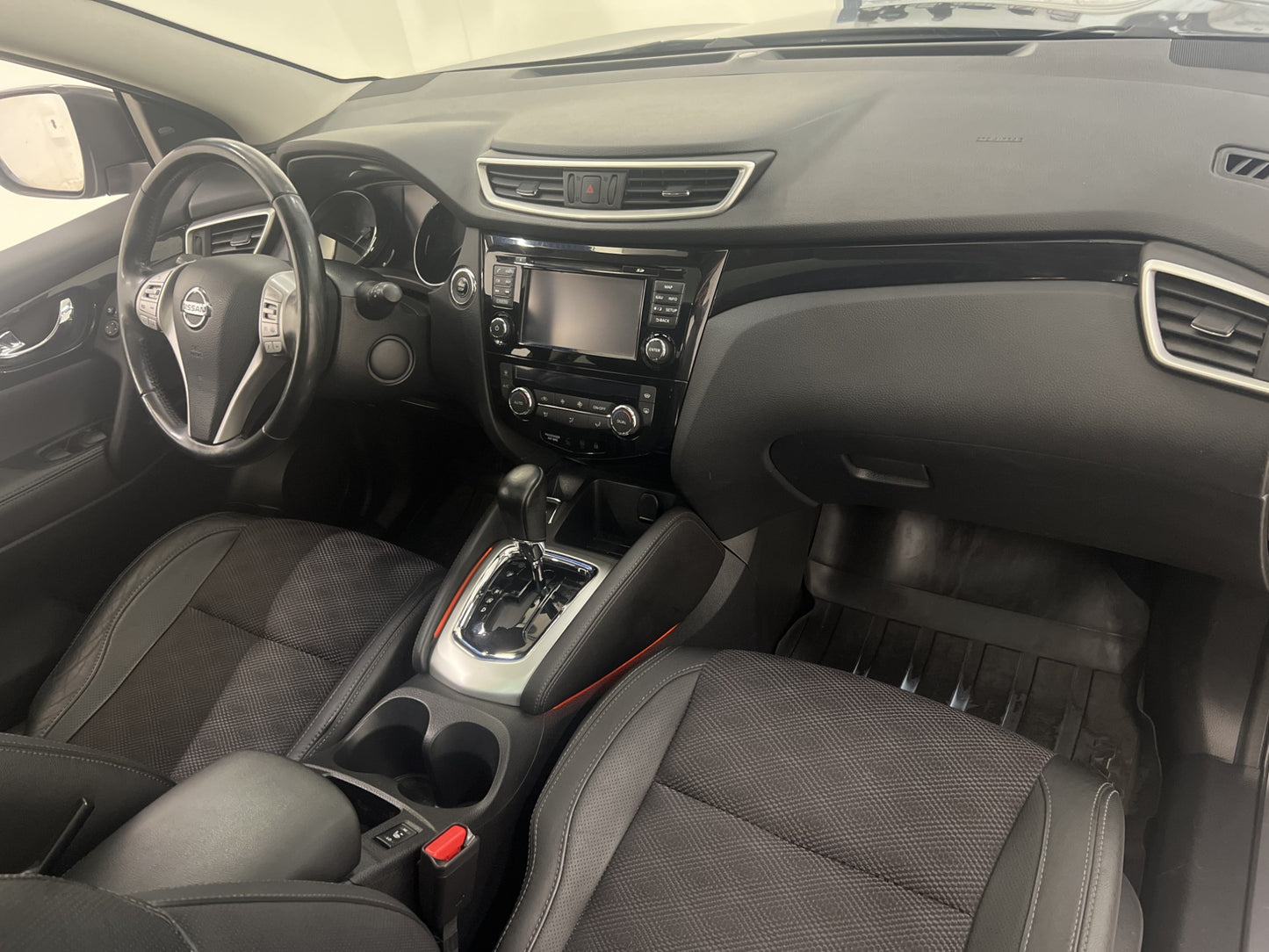 Nissan Qashqai 1.6 dCi Pano 360° Drag Keyless Navigation