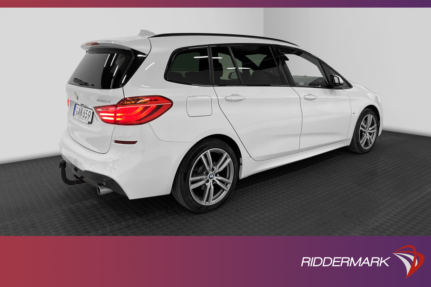 BMW 220d xDrive  M Sport 7-Sits HUD B-kamera Keyless Drag