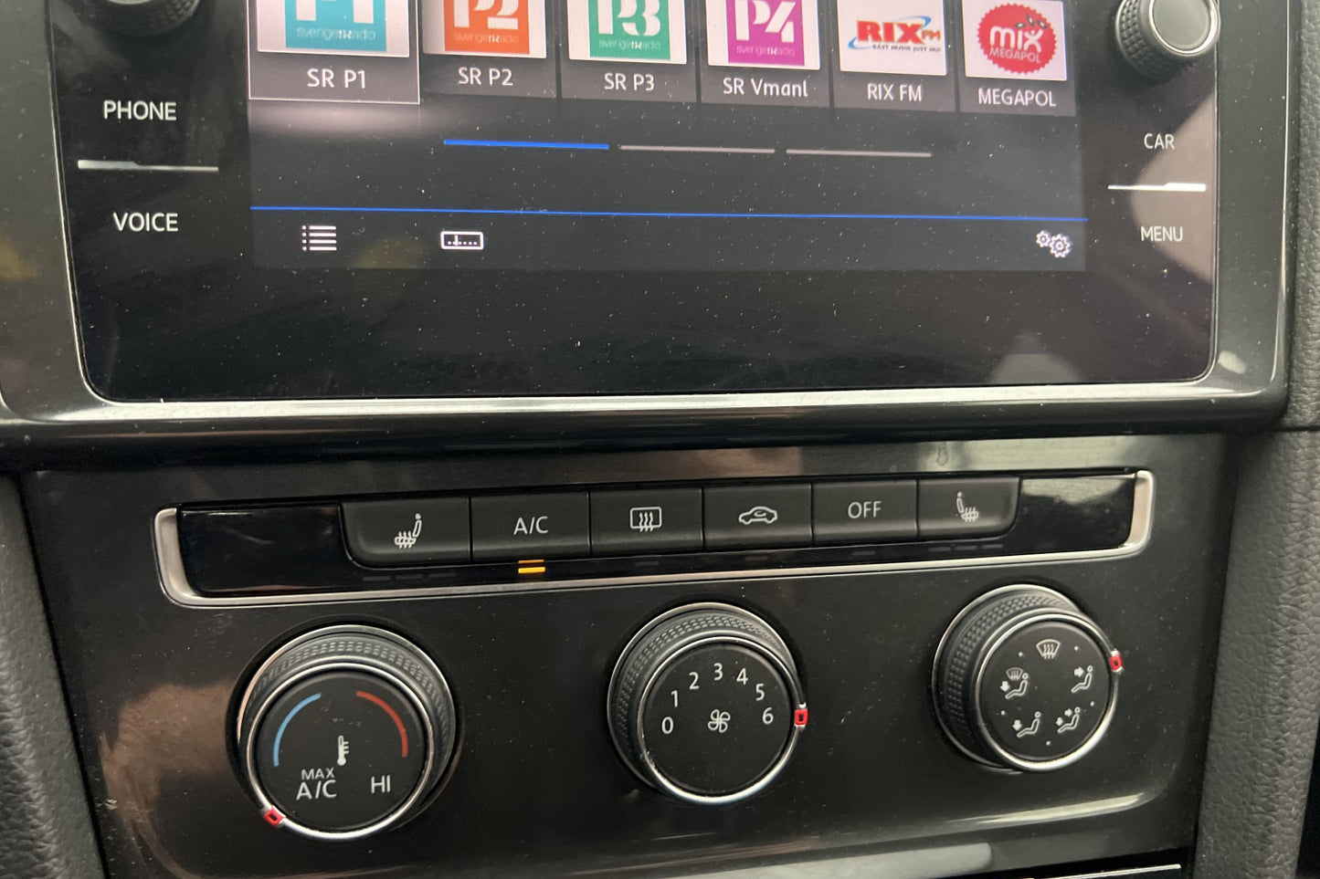 Volkswagen Golf TSI 110hk Style CarPlay Adaptiv-fart Välserv