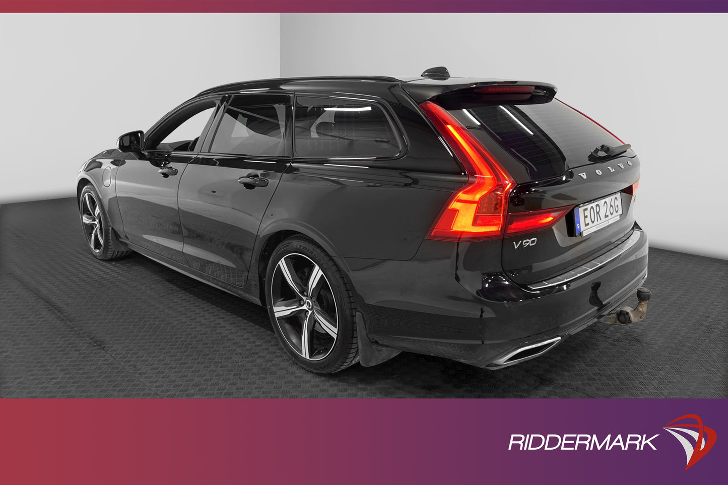 Volvo V90 T8 TwEn AWD 392hk R-Design VOC Bkamera Drag