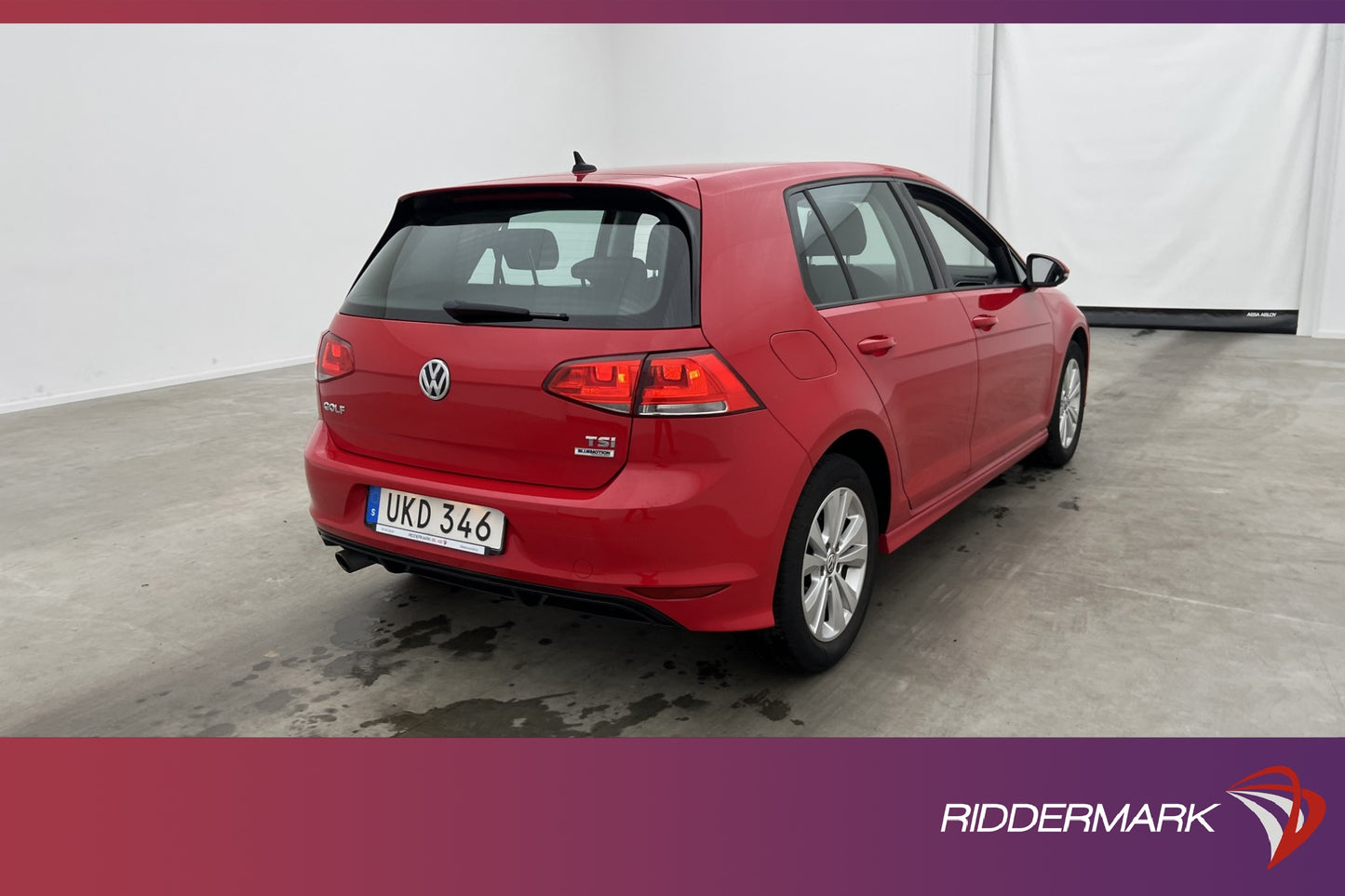 Volkswagen Golf 1.2 TSI 110hk R-Line Värm CarPlay Rattvärme