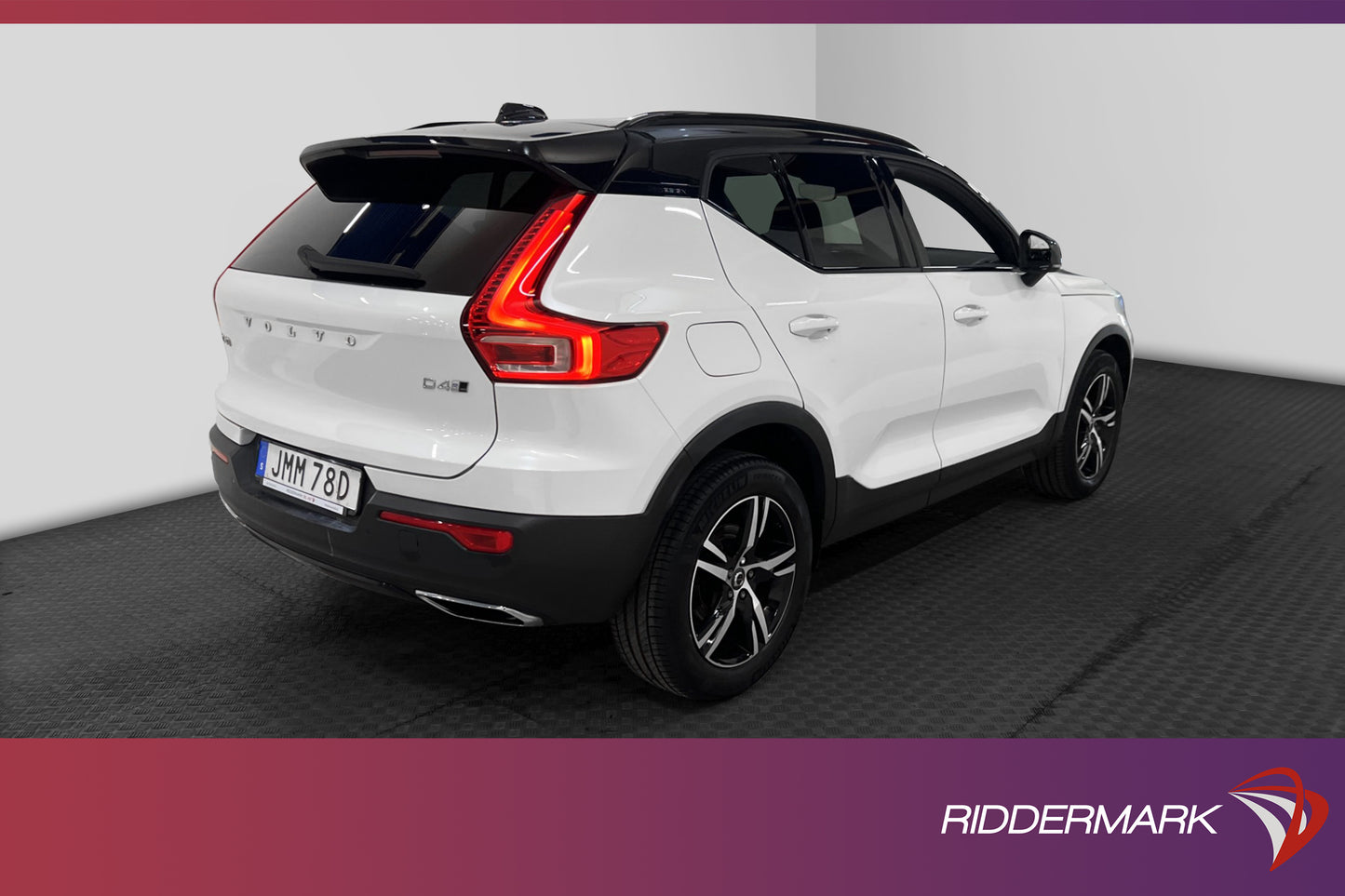 Volvo XC40 D4 AWD 190hk R-Design VOC D-värm Pano B-kamera