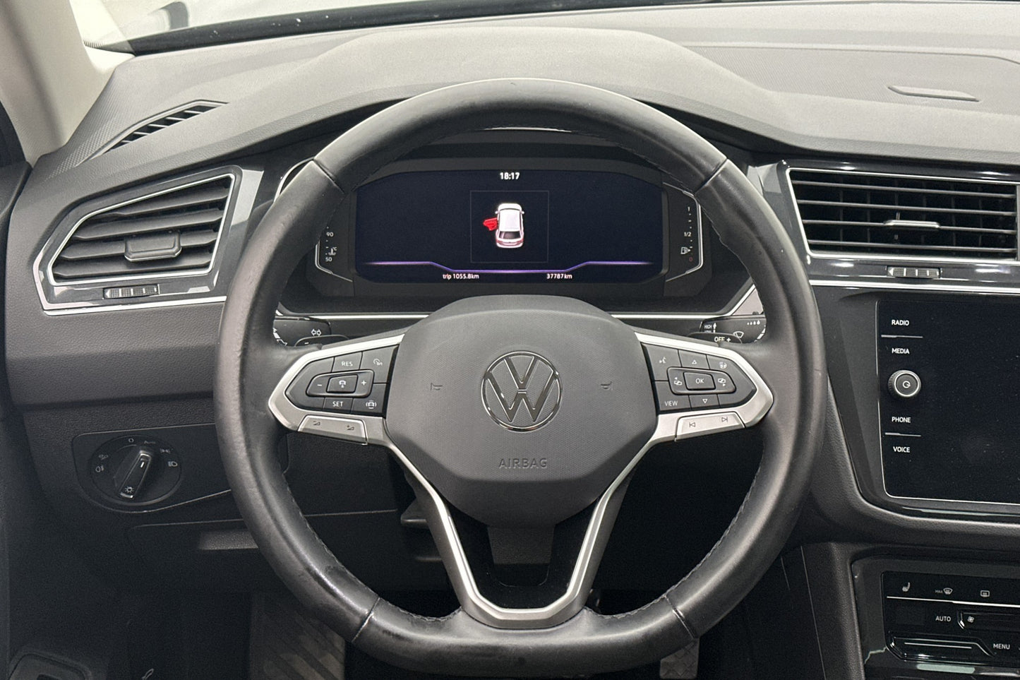 Volkswagen Tiguan 2.0 TDI 4M Driver Assist D-Värm Cockpit