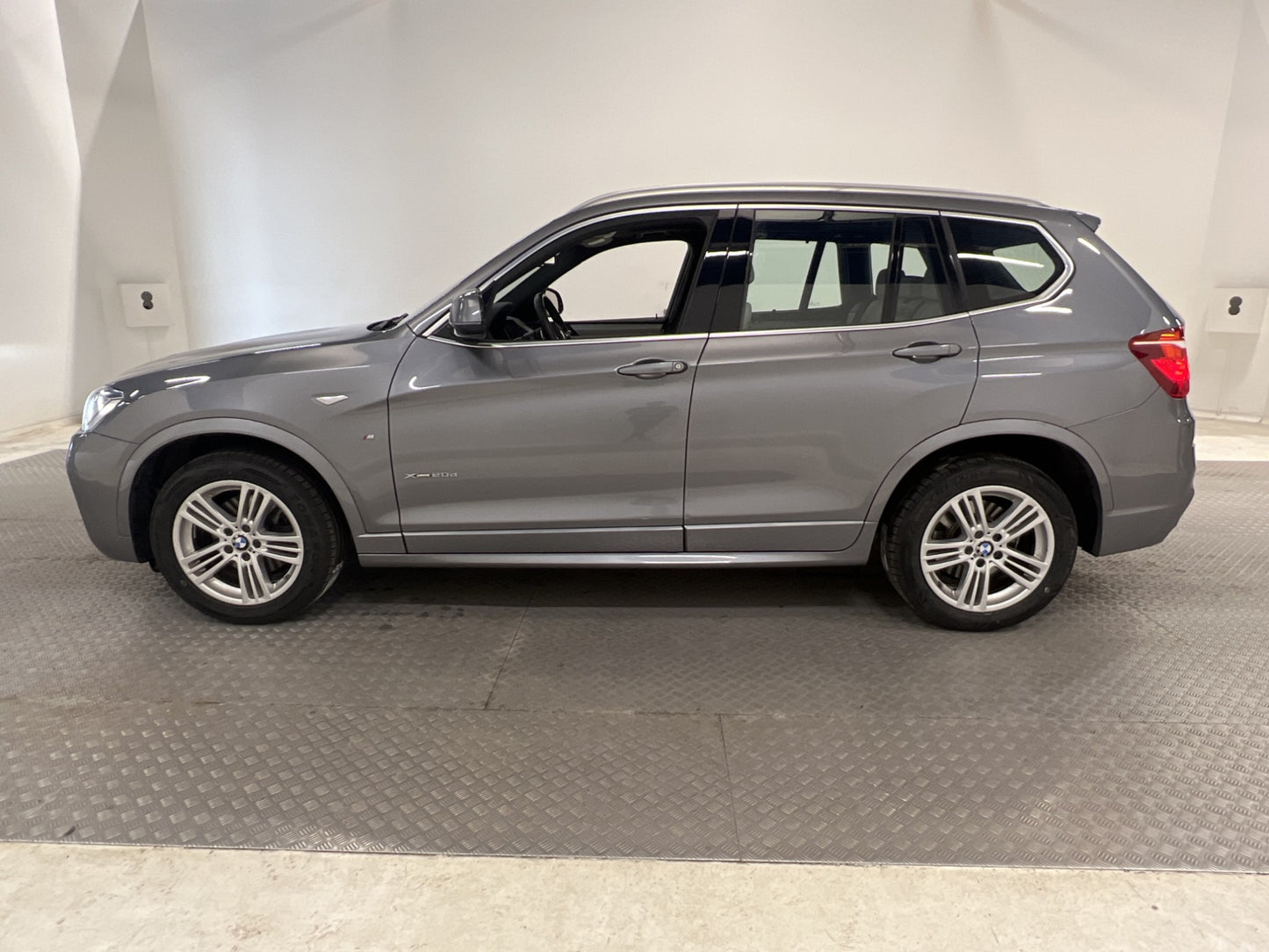 BMW X3 xDrive20d 190hk M Sport H/K Skinn Navi B-kamera