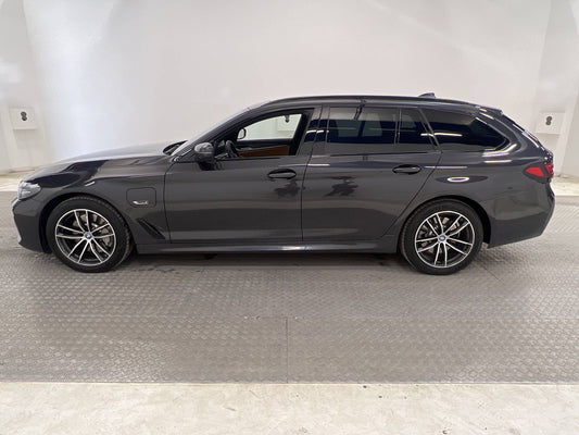 BMW 530e xDrive Touring 292hk M Sport Backkamera HiFi Pano