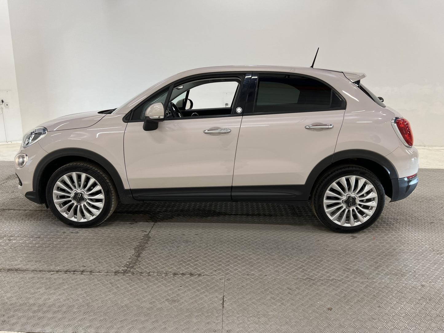 Fiat 500X 1.4 16V 140hk PopStar Värmare Kamera Välservad