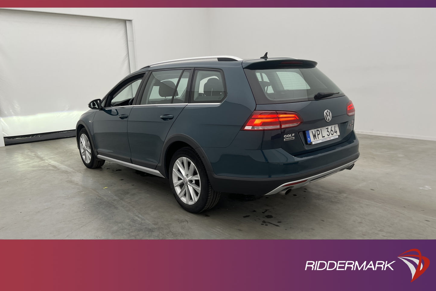 Volkswagen Golf Alltrack TSI 4M 180hk Plus Kamera Värmare