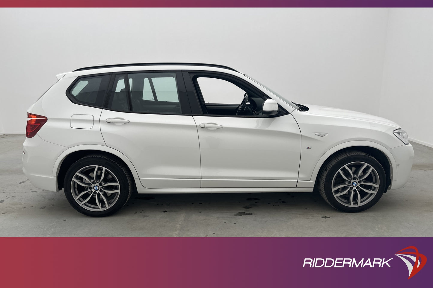 BMW X3 xDrive30d 258hk M Sport Värm Pano B-Kam HuD Navi Drag