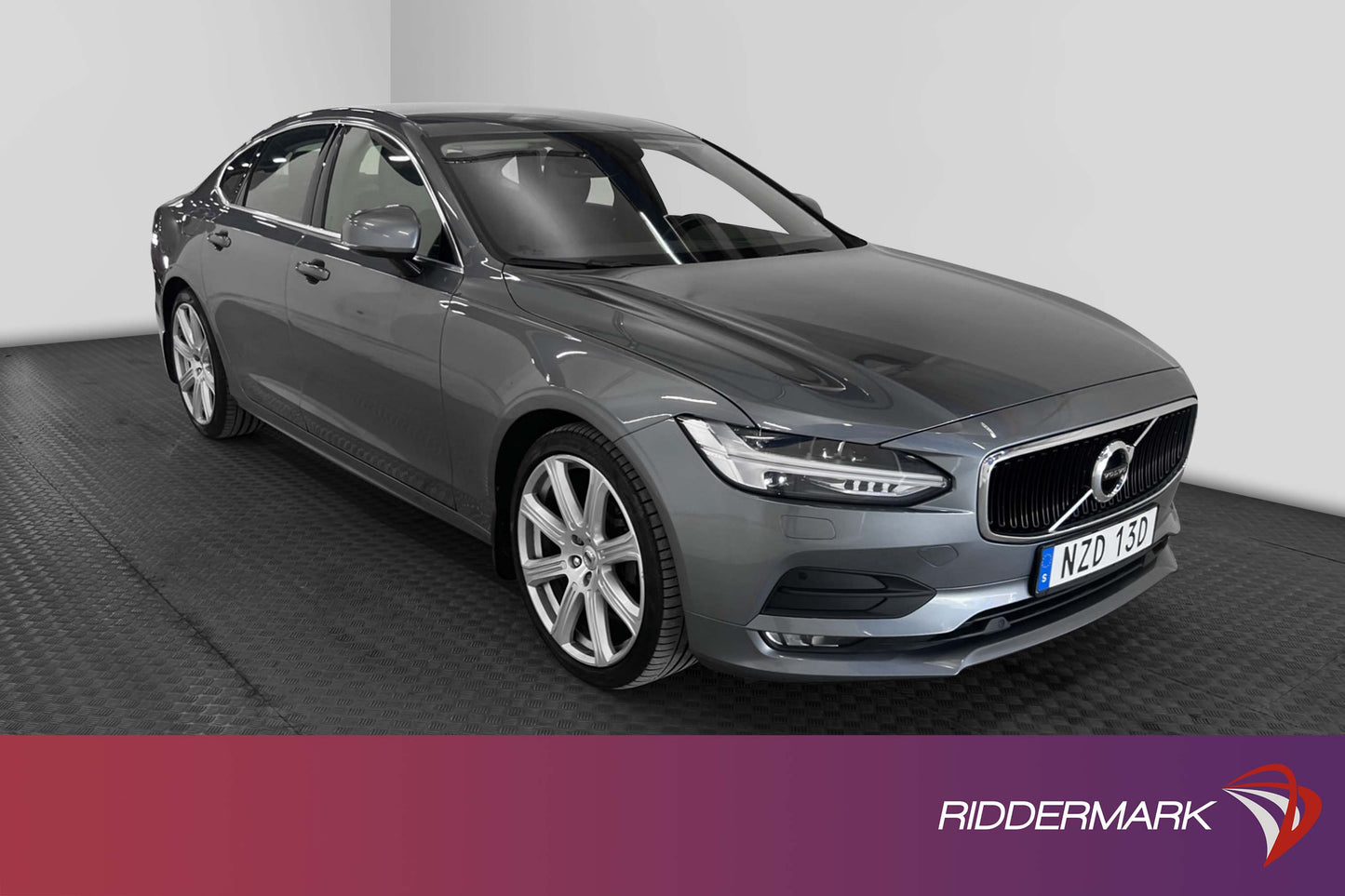 Volvo S90 T4 190hk Momentum D-Värmare Skinn B-Kamera Navi