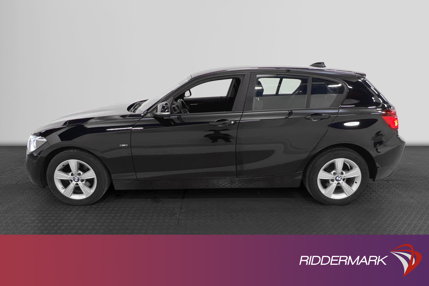 BMW 116i 136hk PDC 0,45L/mil 668kr Skatt