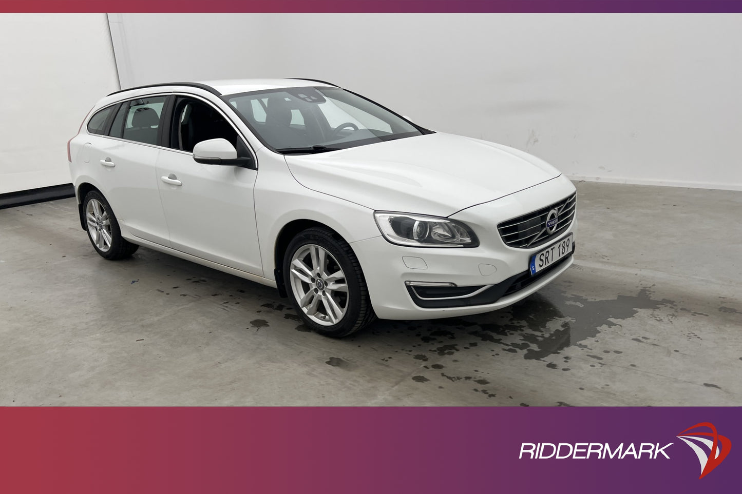 Volvo V60 D4 190hk Momentum VOC D-Värmare B-Kamera