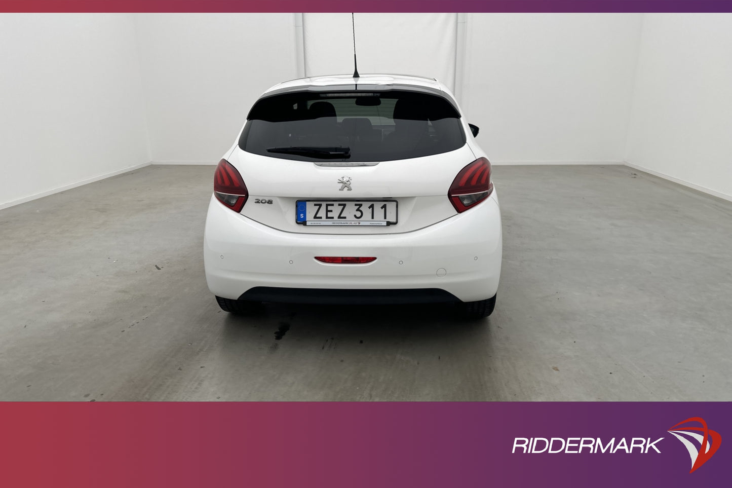 Peugeot 208 1.2 VTi 82hk Style Panorama Sensorer Välservad