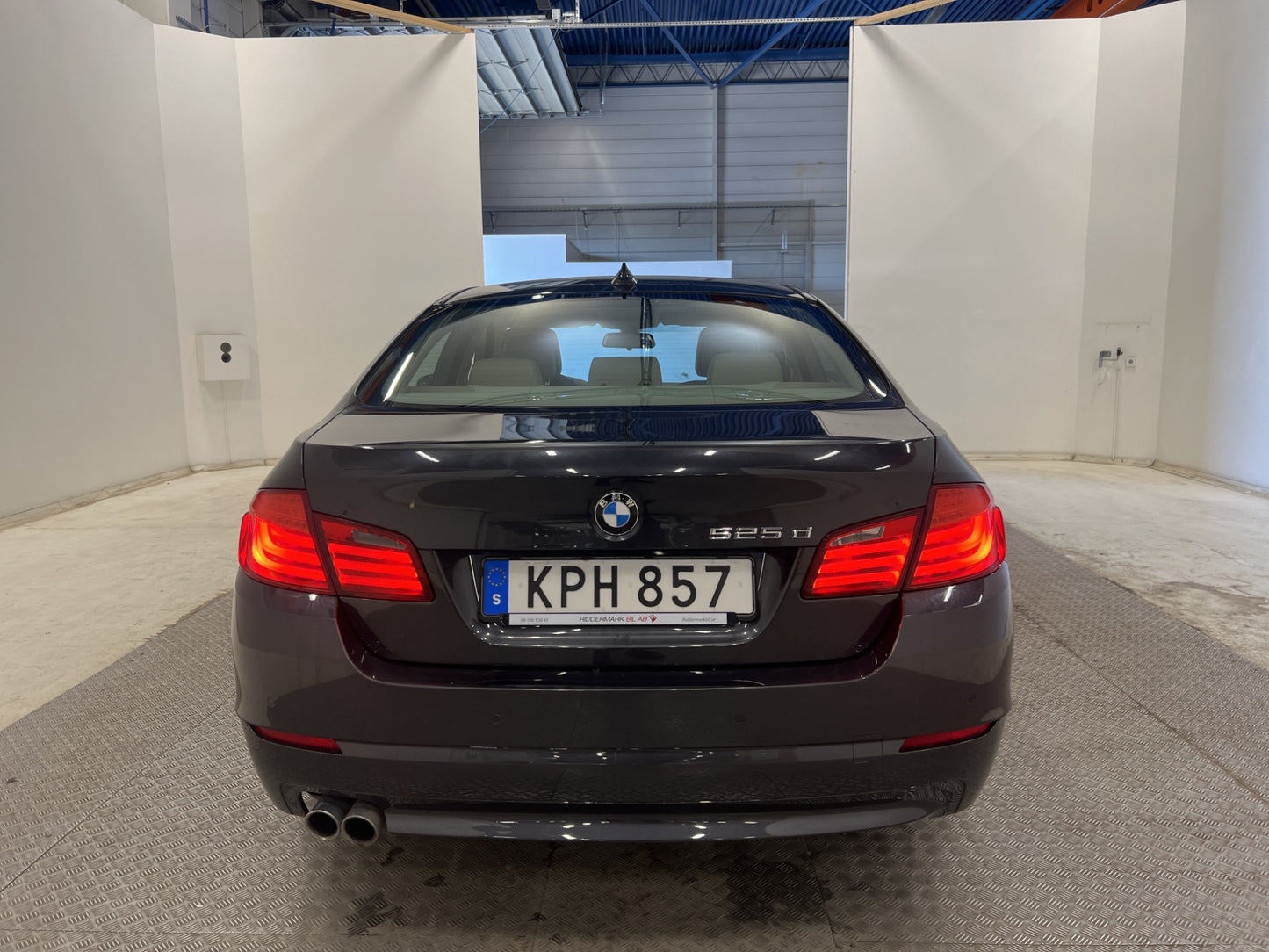 BMW 525d 204hk Skinn P-sensorer Nyservad Välservad 2 Brukare