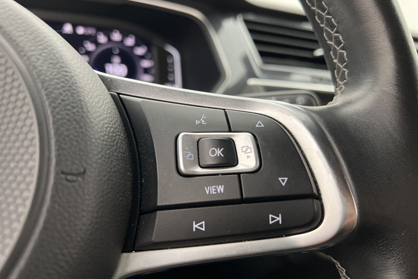 Volkswagen Tiguan Allspace 4M R-Line 7-Sits Cockpit Drag