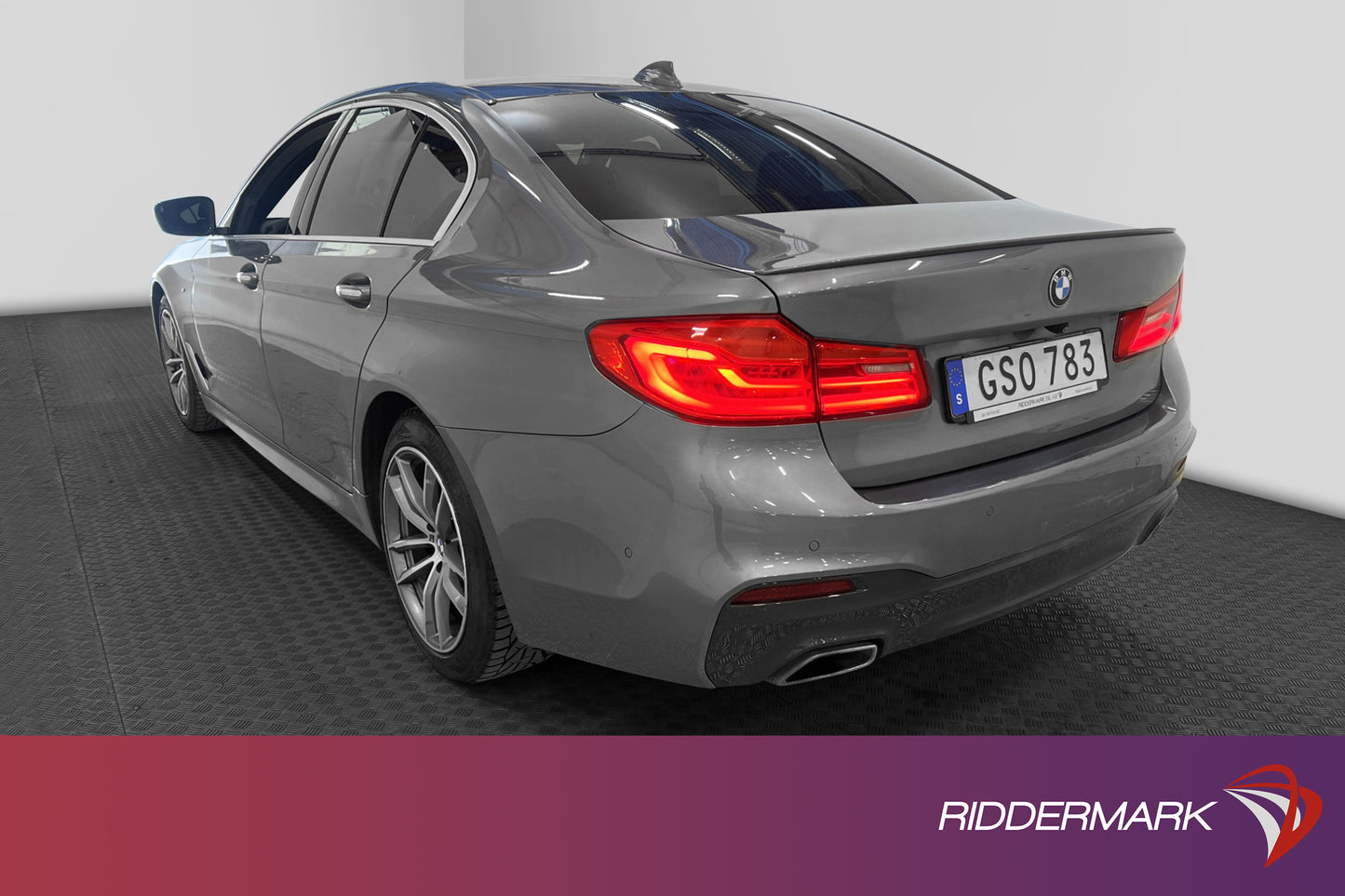 BMW 520d xDrive Sedan 190hk M Sport Skinn Kamera Drag