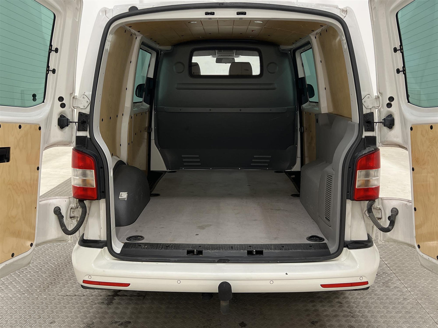 Volkswagen Transporter 2.0 TDI Aut 3-sits Dragkrok Värmare