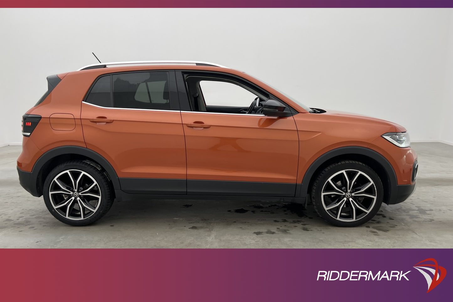 Volkswagen T-Cross 1.0 TSI 110hk GT Adaptiv CarPlay Välserv