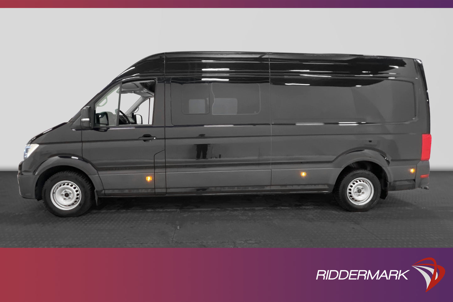 Volkswagen Crafter Racecruiser L3H2 SovHytt D-Värm Drag Moms