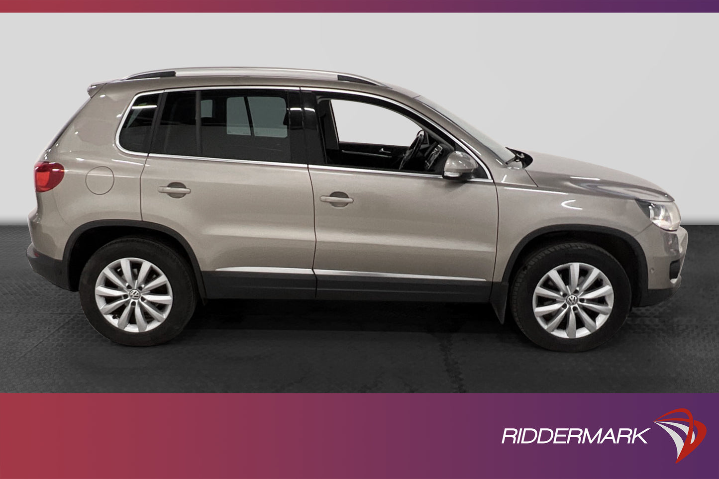 Volkswagen Tiguan 2.0 TDI 4M Drag B-kamera Nyserv 140hk