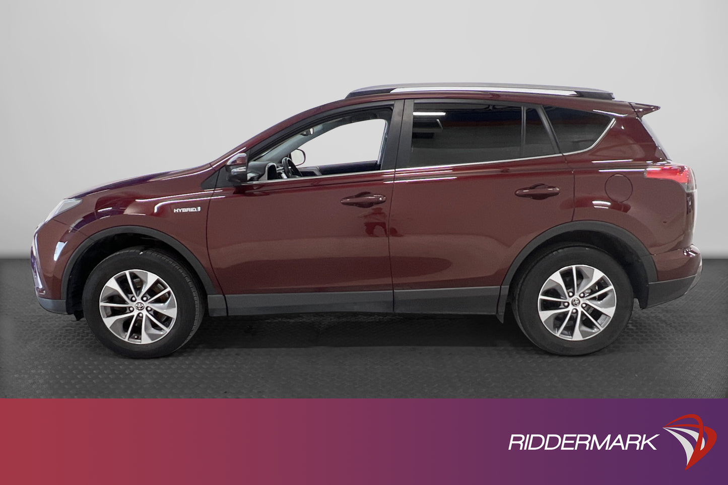 Toyota RAV4 Hybrid 2.5 AWD 197hk Navi 492kr Skatt 0,49L/mil