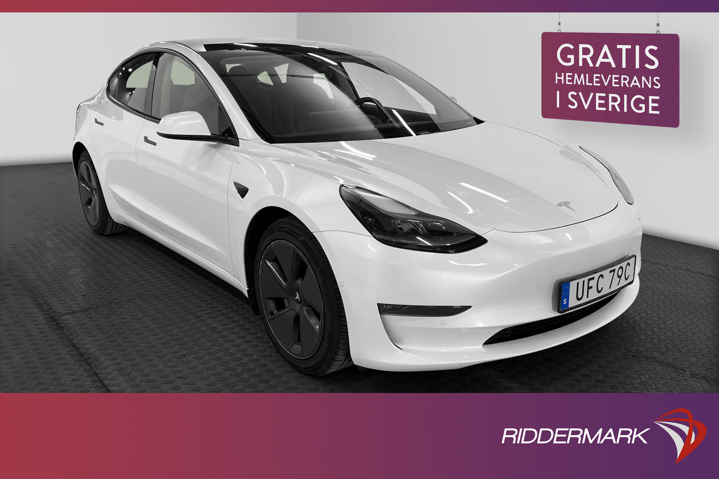 Tesla Model 3 Long Range AWD 440hk Svensksåld Autopilot