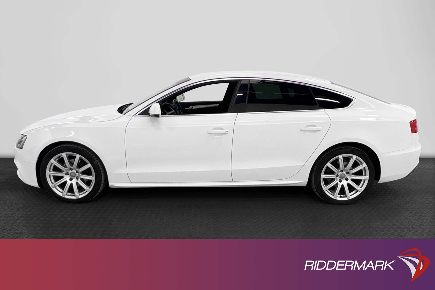 Audi A5 Sportback 2.0 TDI Q 177hk S-Line Värmare PDC Välserv