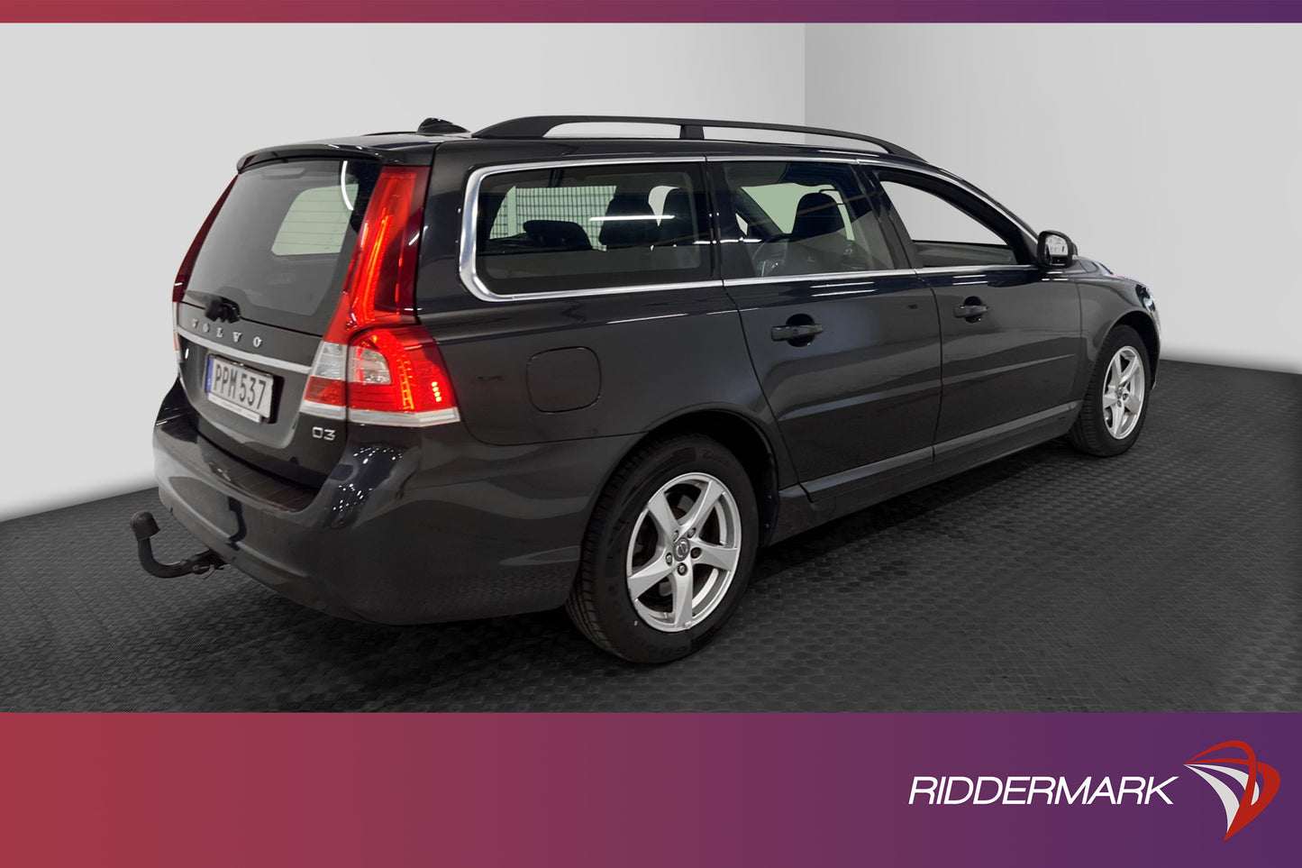 Volvo V70 D3 136hk Momentum VOC Värmare PDC Drag Välservad