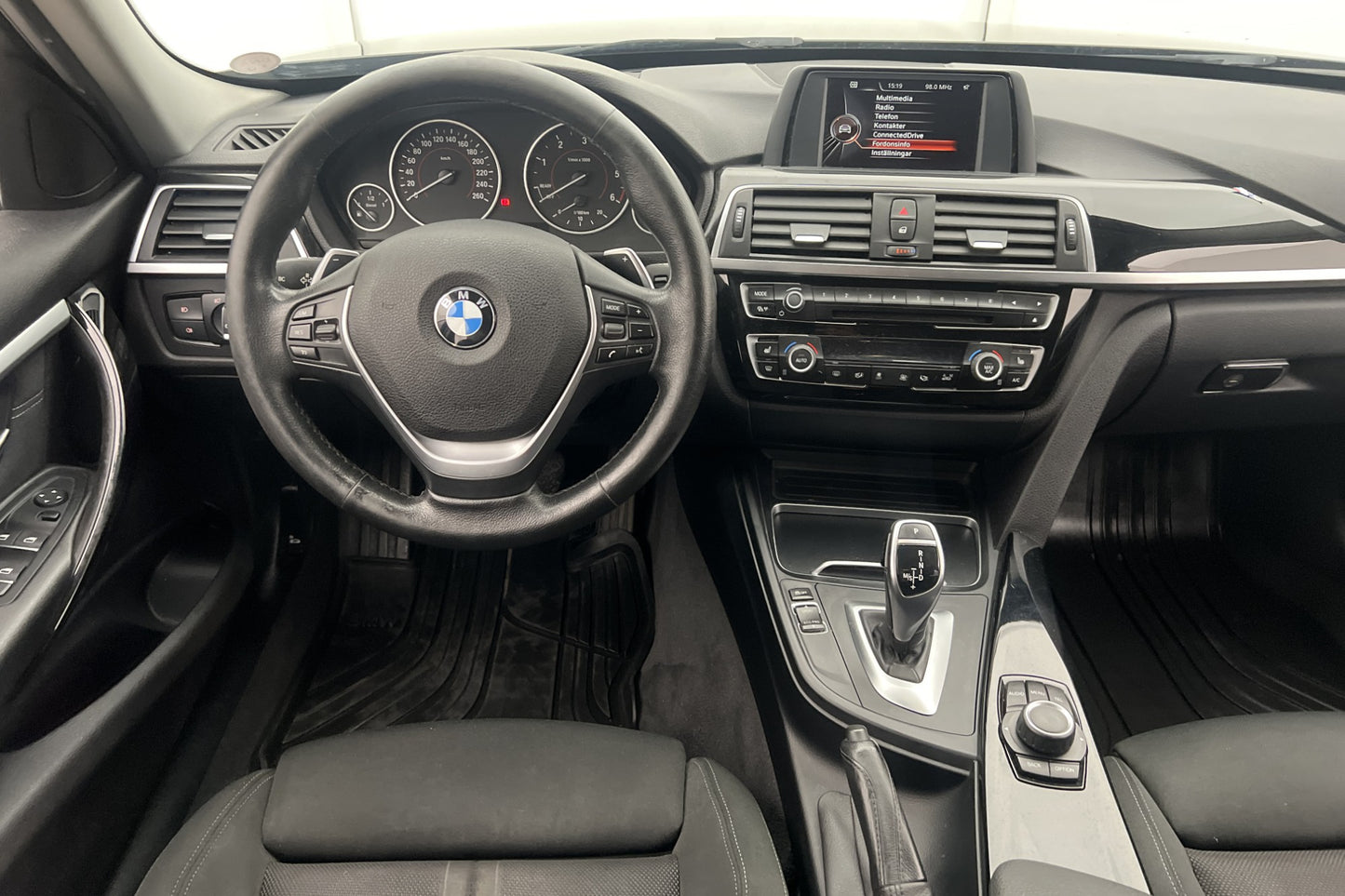 BMW 320 d 190hk xDrive Nyservad 0,47l/mil HEMLEVERANS