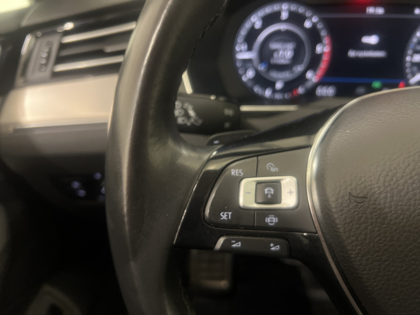 Volkswagen Passat Alltrack 4M D-värm Cockpit B-kamera MOMS