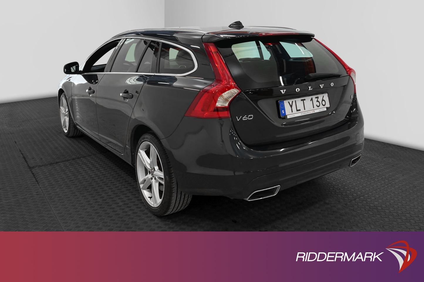 Volvo V60 D4 AWD 190hk Summum VOC Värmare Rattvärme P-sensor