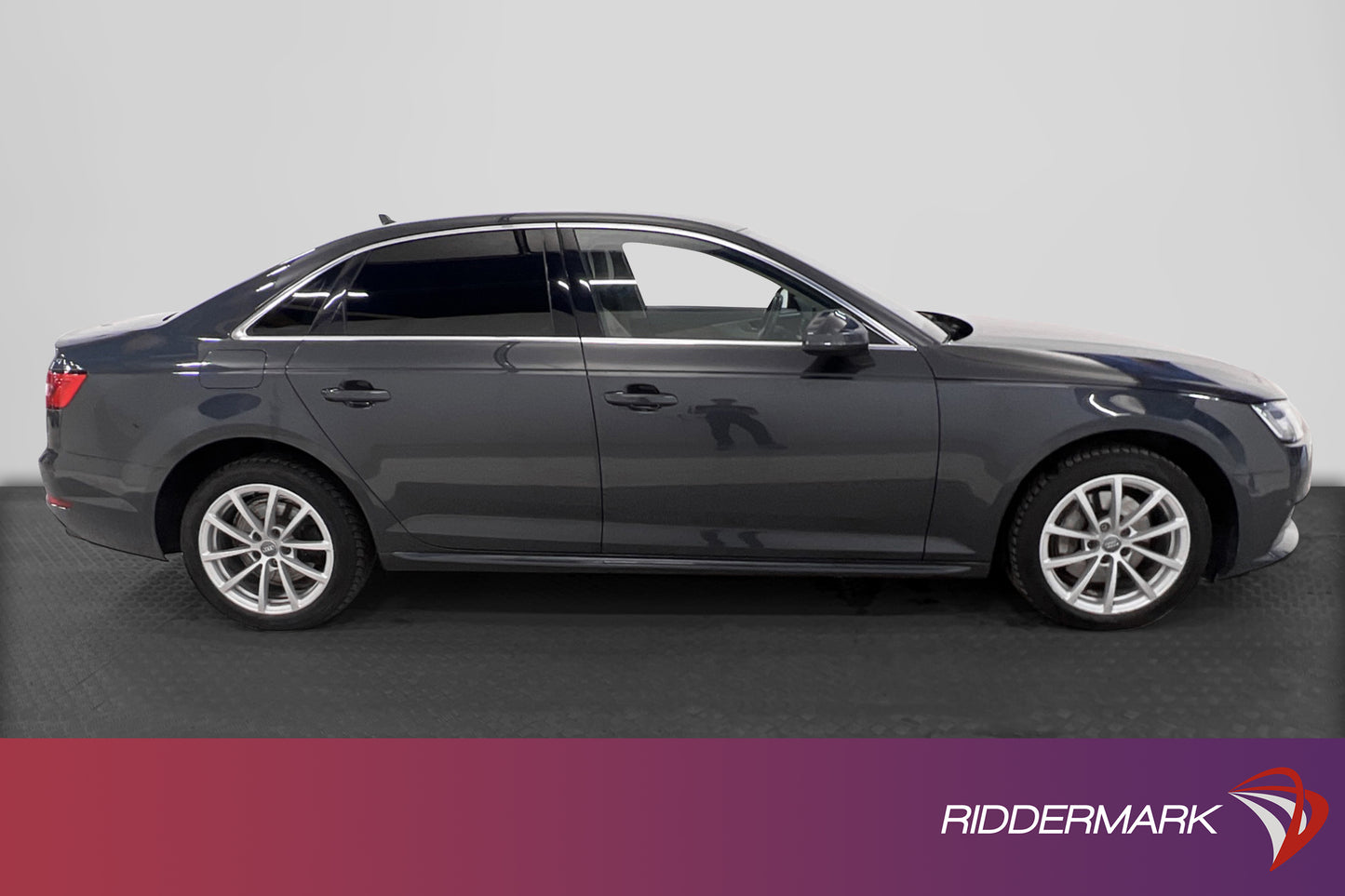 Audi A4 Sedan Quattro 190hk Proline Skinn Navi Keyless