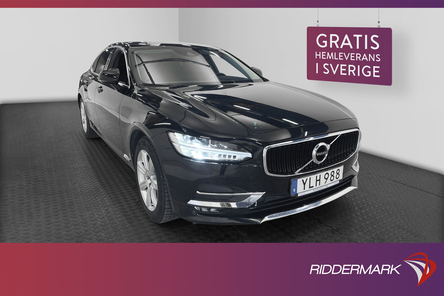 Volvo S90 D3 150hk Momentum D-värm Drag VOC Navi Carplay