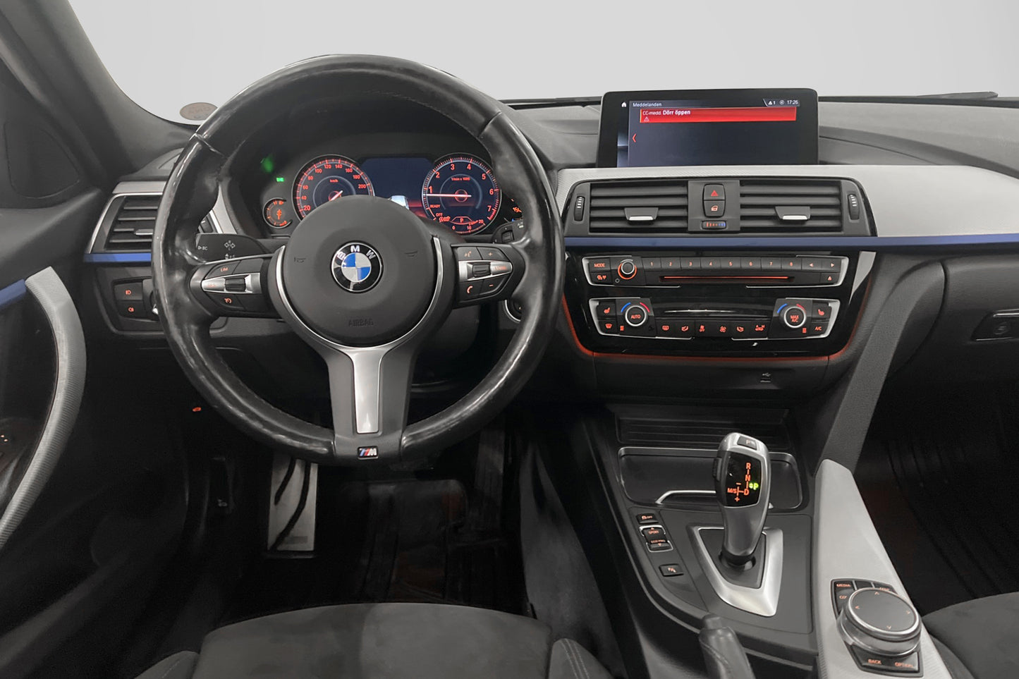 BMW 330 i xDrive 252hk M Sport Pano HiFi Navi Cockpit Drag