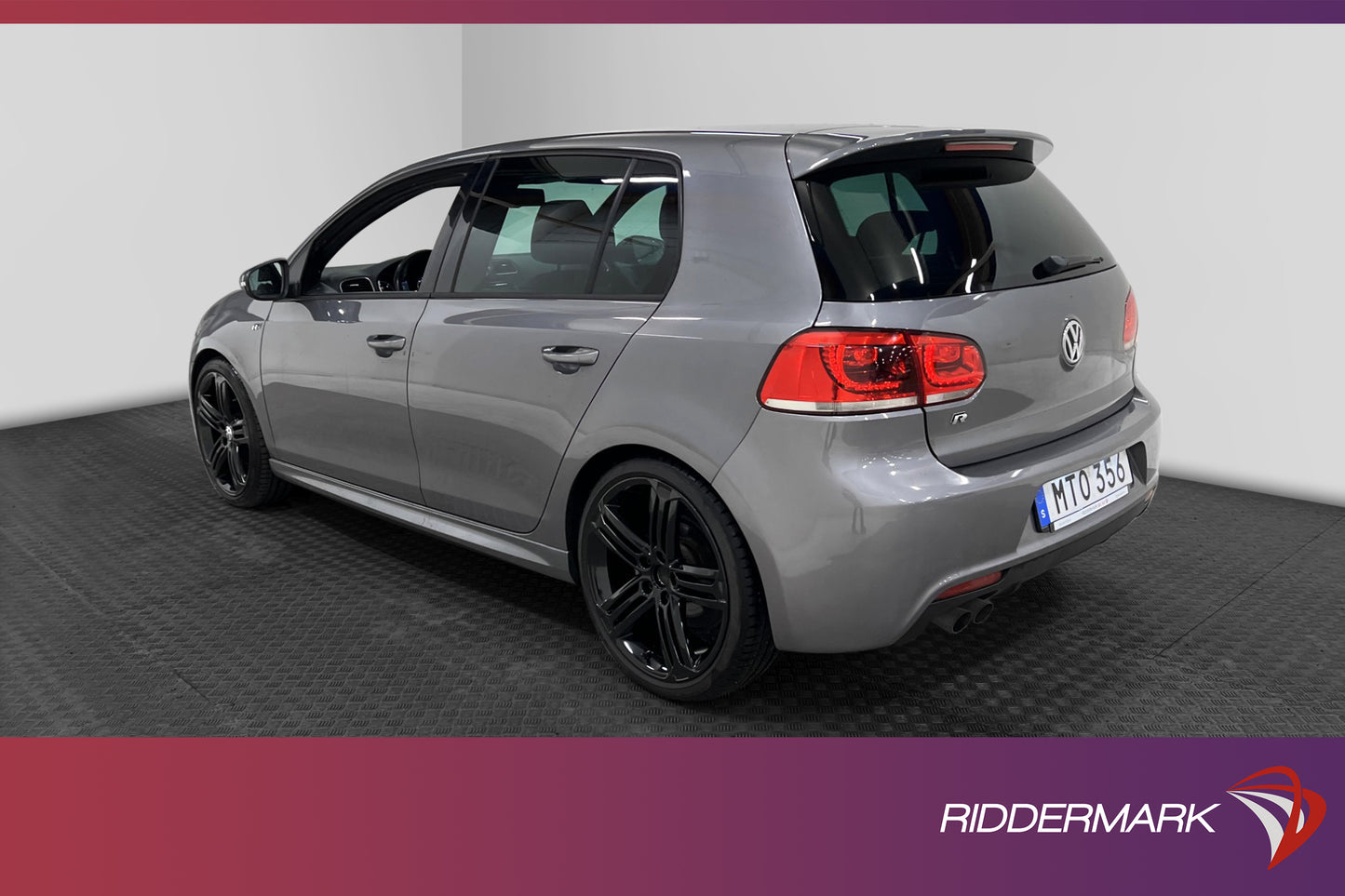 Volkswagen Golf 2.0 TDI DSG 140hk R-Line Dynaudio 1-brukare