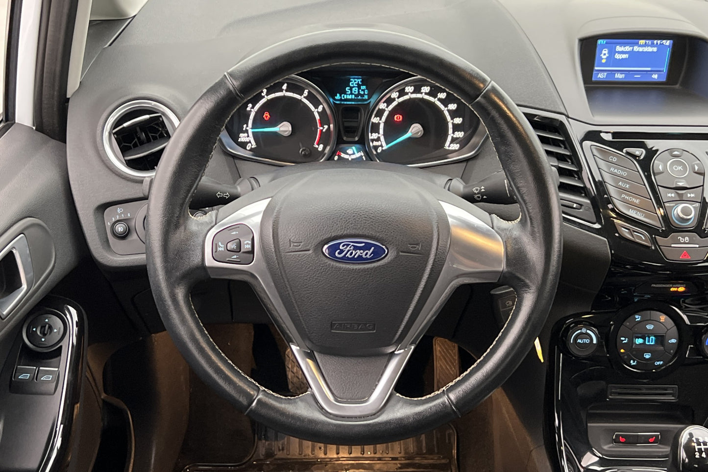 Ford Fiesta 1.0 EcoBoost 100hk Titanium Två-Bruk 0,46L/Mil