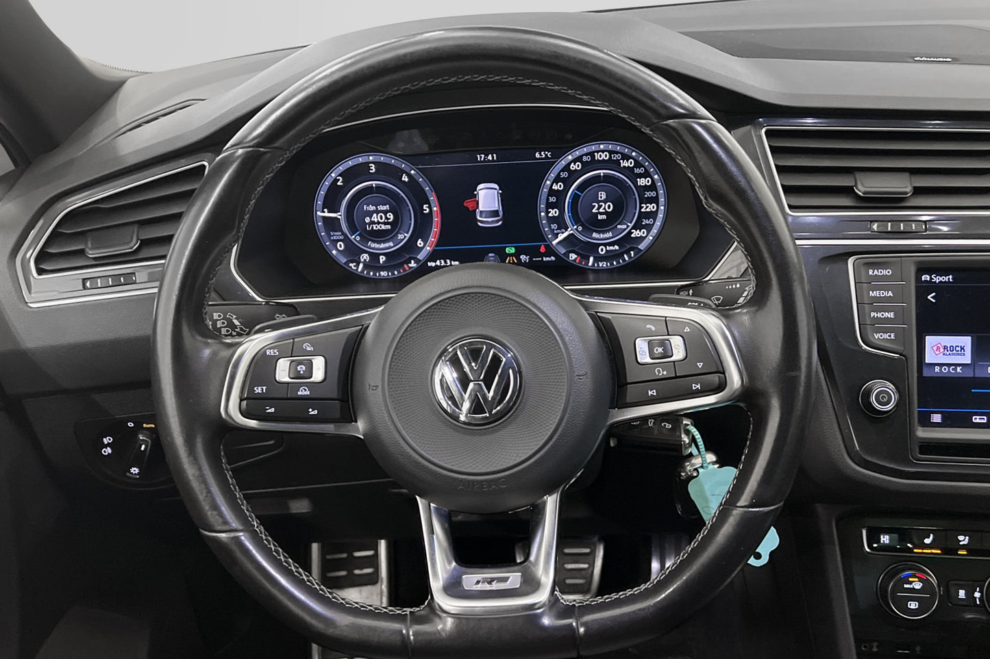 Volkswagen Tiguan 2.0 TDI 4M 190hk R-Line Cockpit D-värme