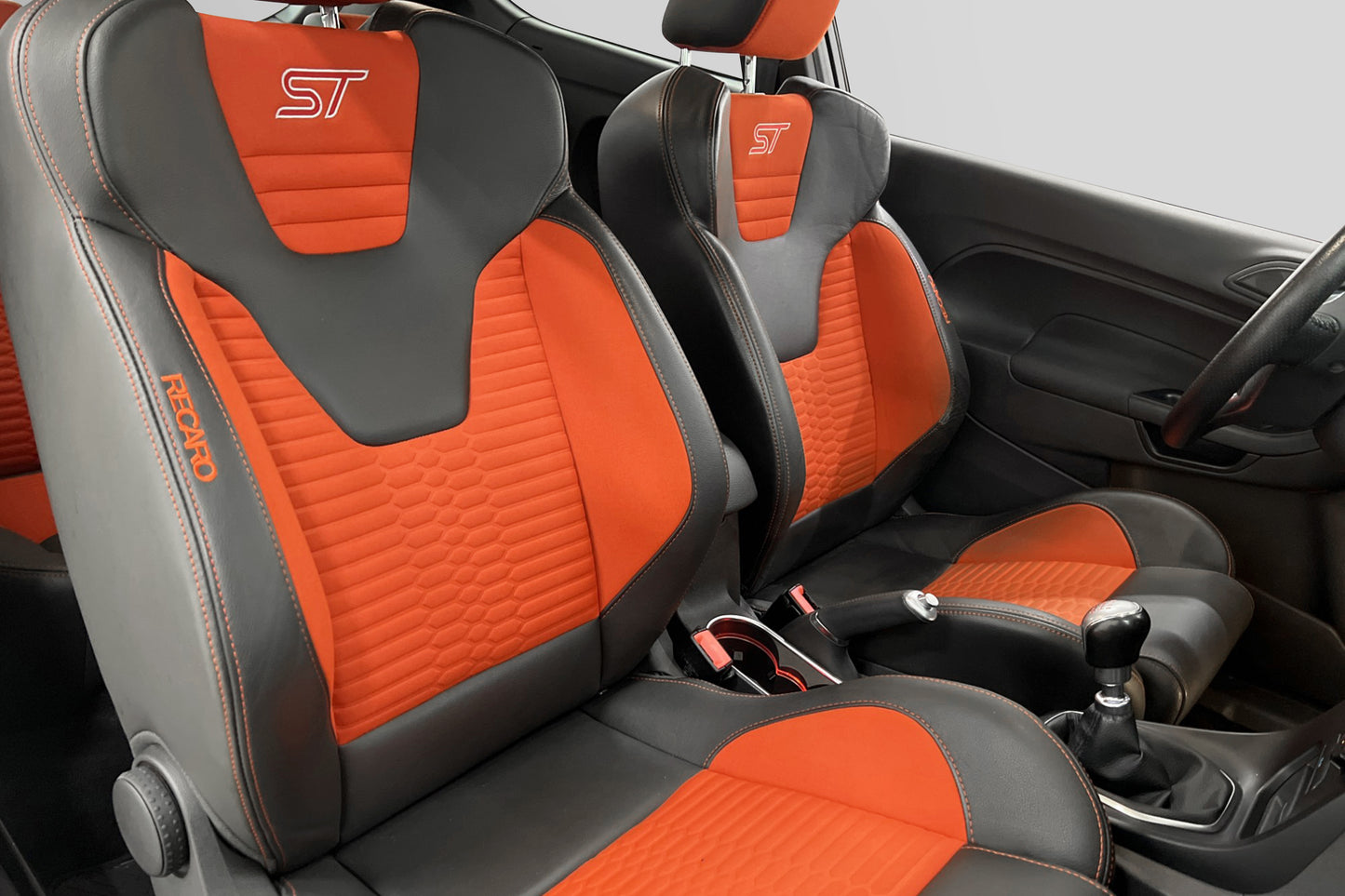 Ford Fiesta ST-2 182hk Recaro Sportvinge Välservad 0,59l/mil