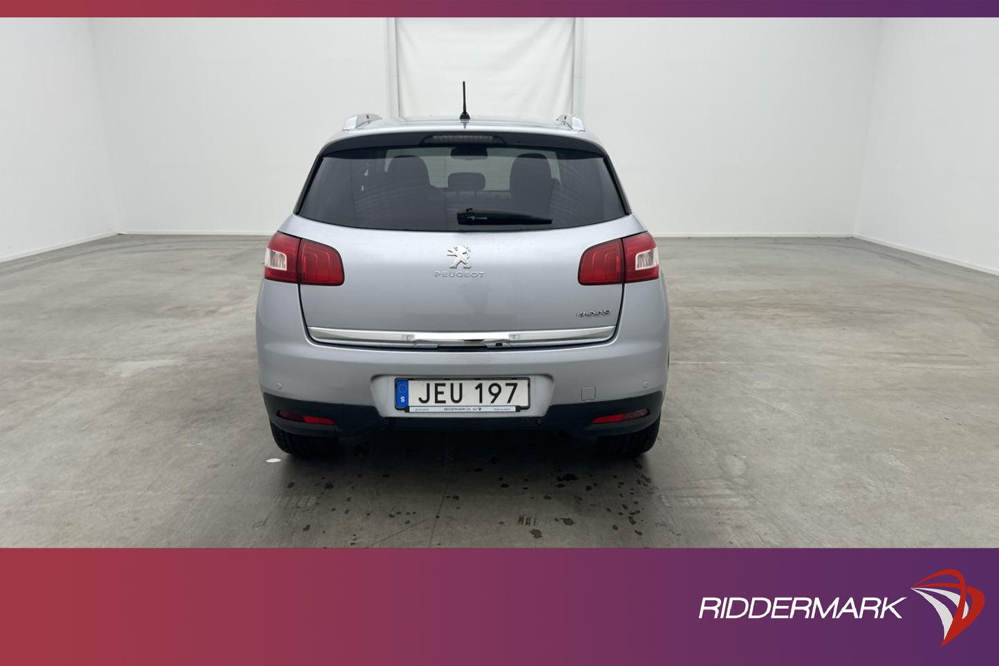 Peugeot 4008 HDi AWD 114hk Pano M&K-Värmare Kamera Halvskinn