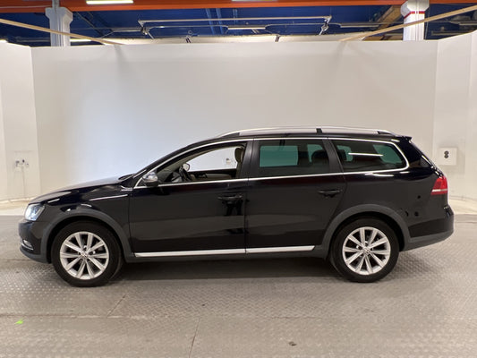 Volkswagen Passat Alltrack 2.0 TDI  Värmare Drag Skinn B-kam