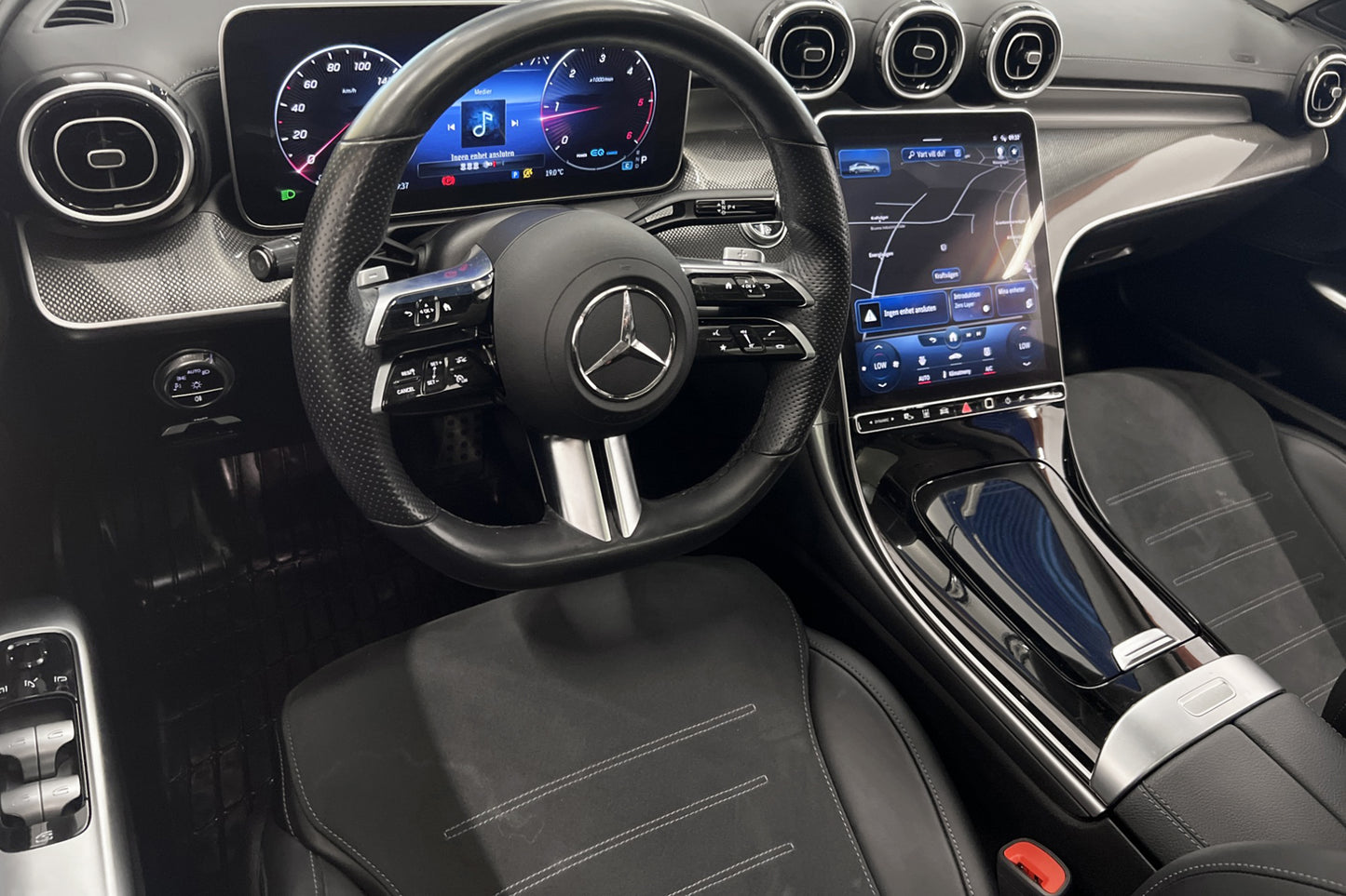 Mercedes-Benz C300 d 265hk Navi Panorama B-kamera Carplay