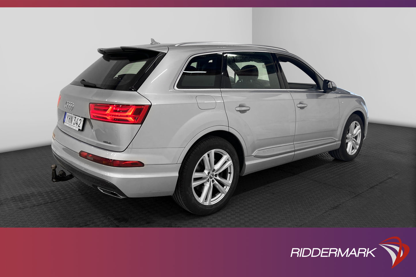 Audi Q7 3.0 TDI 272hk Quattro Full S-Line 7-Sits D-Värm Navi