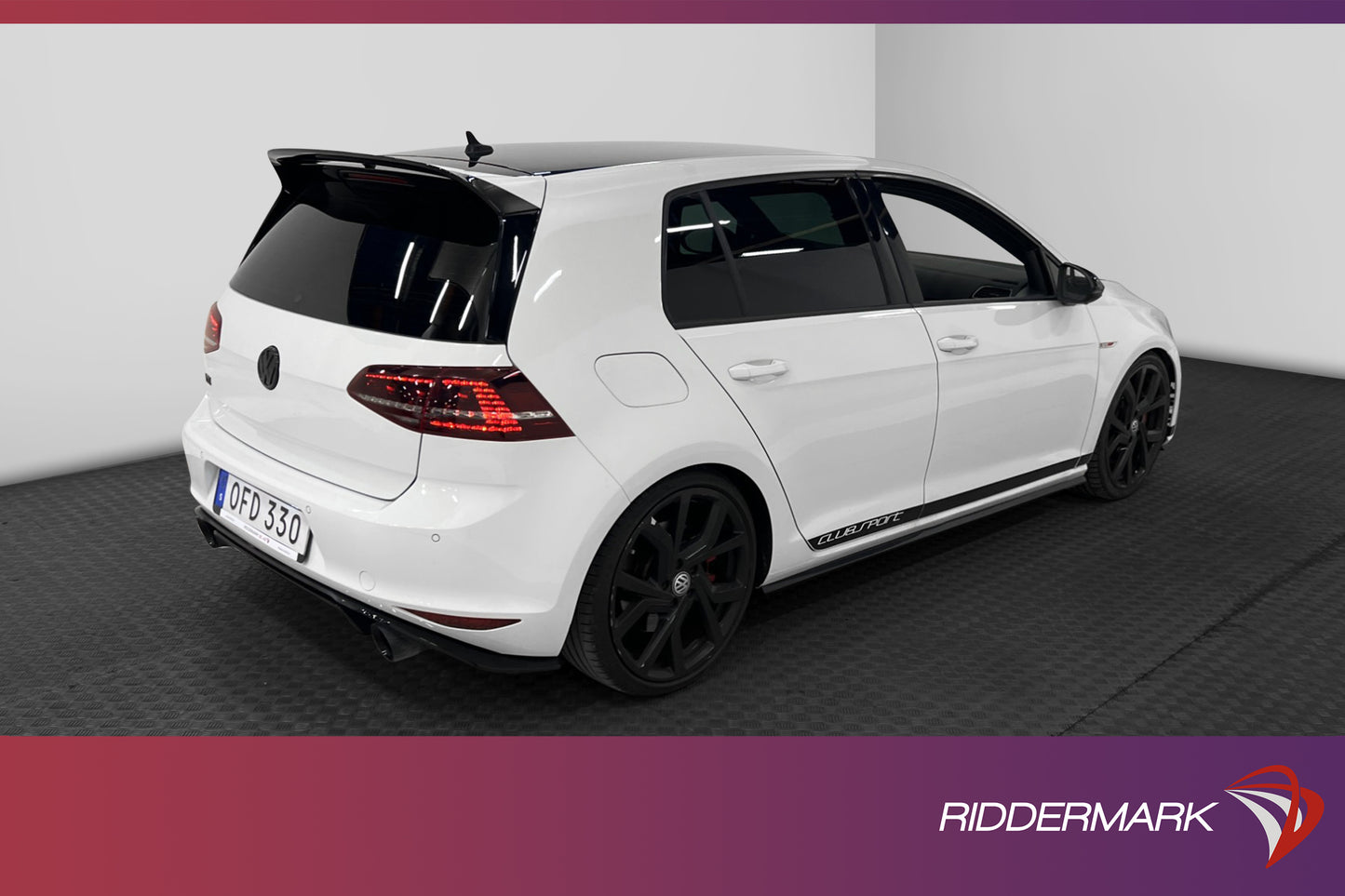 Volkswagen Golf GTI Clubsport 265hk Dynaudio Skalstolar Bkam