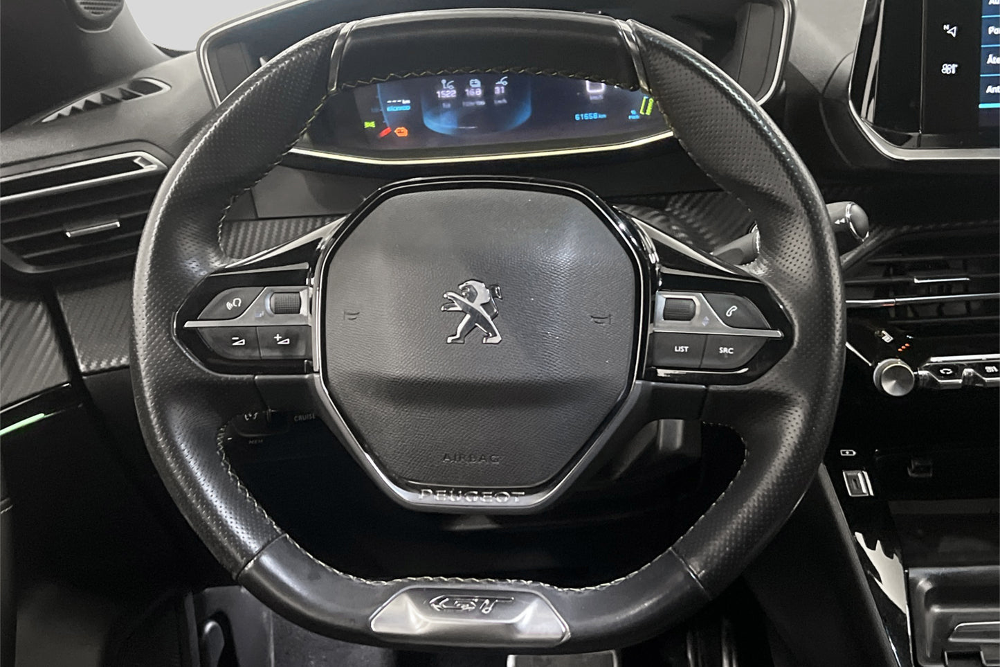 Peugeot e-2008 50kWh 136hk  GT-line Kamera CarPlay MOMS