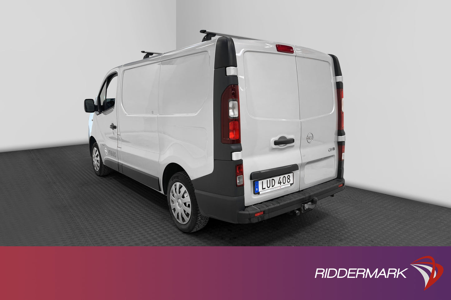 Opel Vivaro 1.6CDTI 115hk Dragkrok 3-sits Takräcke Moms