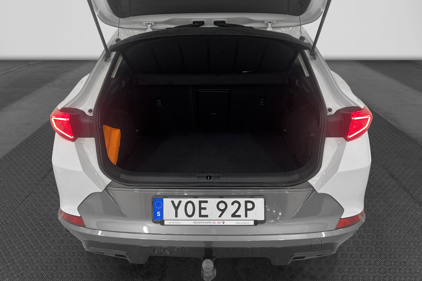 CUPRA Formentor 2.0 TDI 4D  D-värme B-kamera Halvskinn MOMS