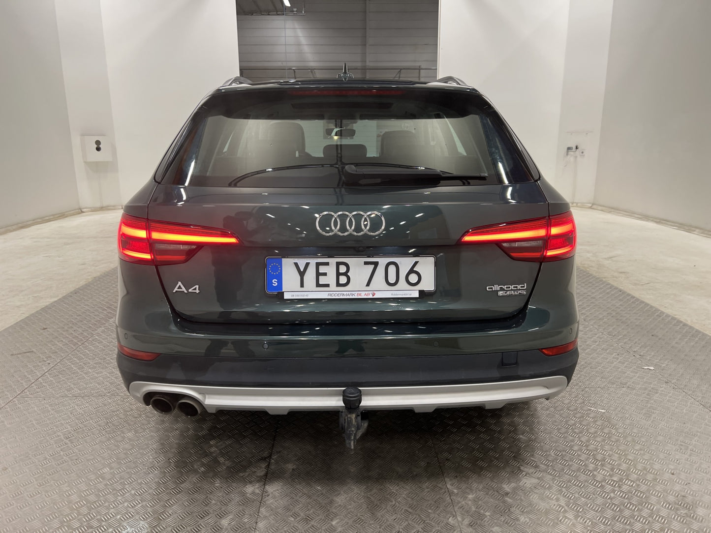 Audi A4 Allroad TDI Q 218hk Pano B&O Cockpit 360° HUD Drag